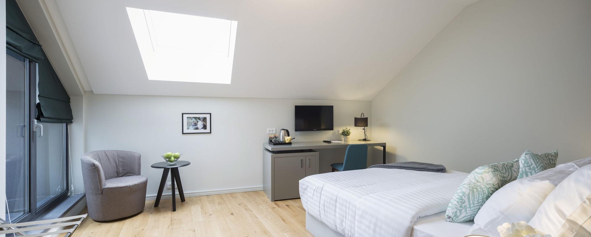 Livris Hotel Загреб Екстериор снимка
