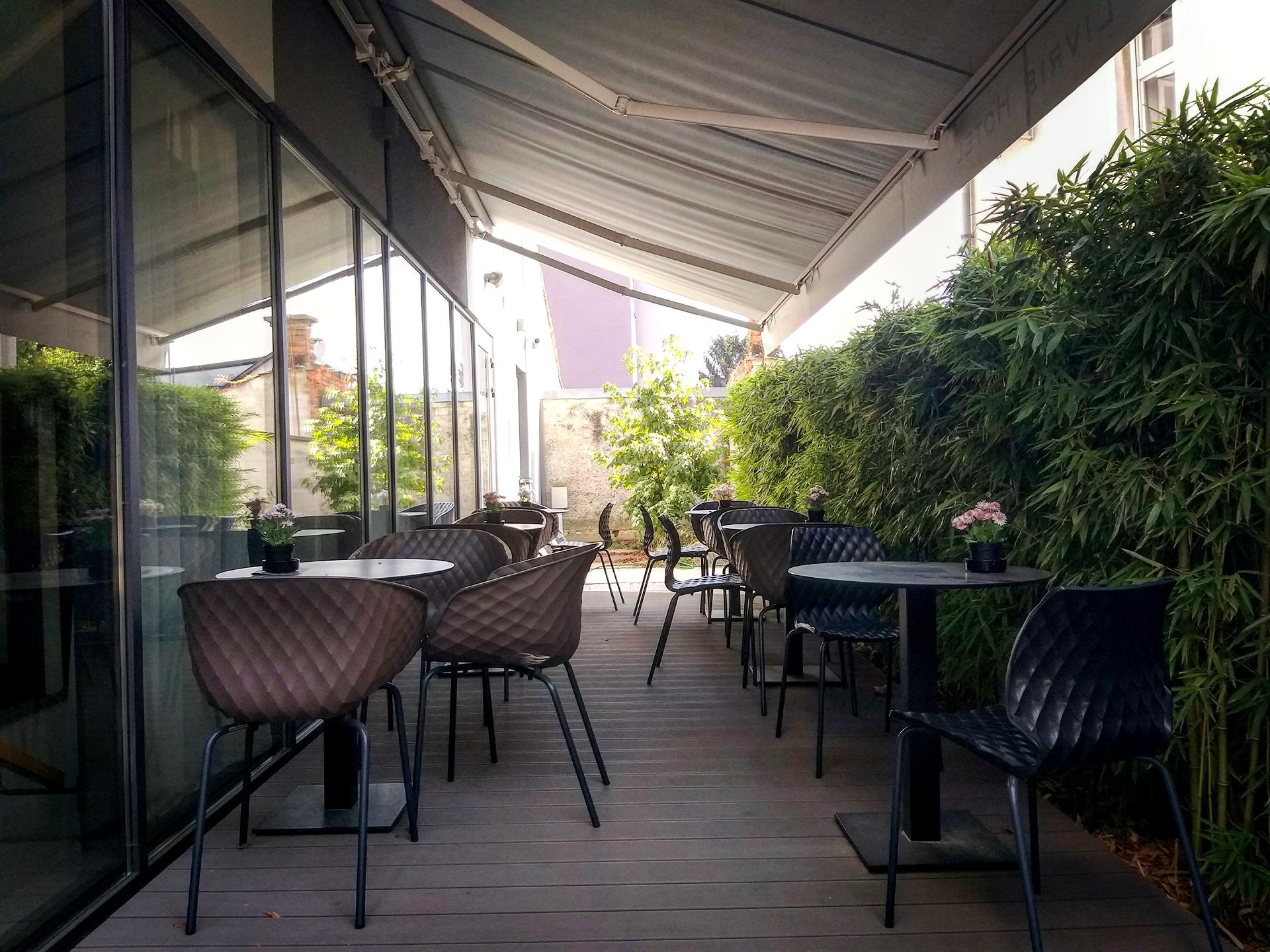 Livris Hotel Загреб Екстериор снимка